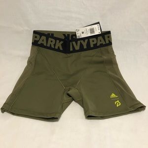 Ivy Park x Adidas x Peloton olive green and black cycling shorts size medium